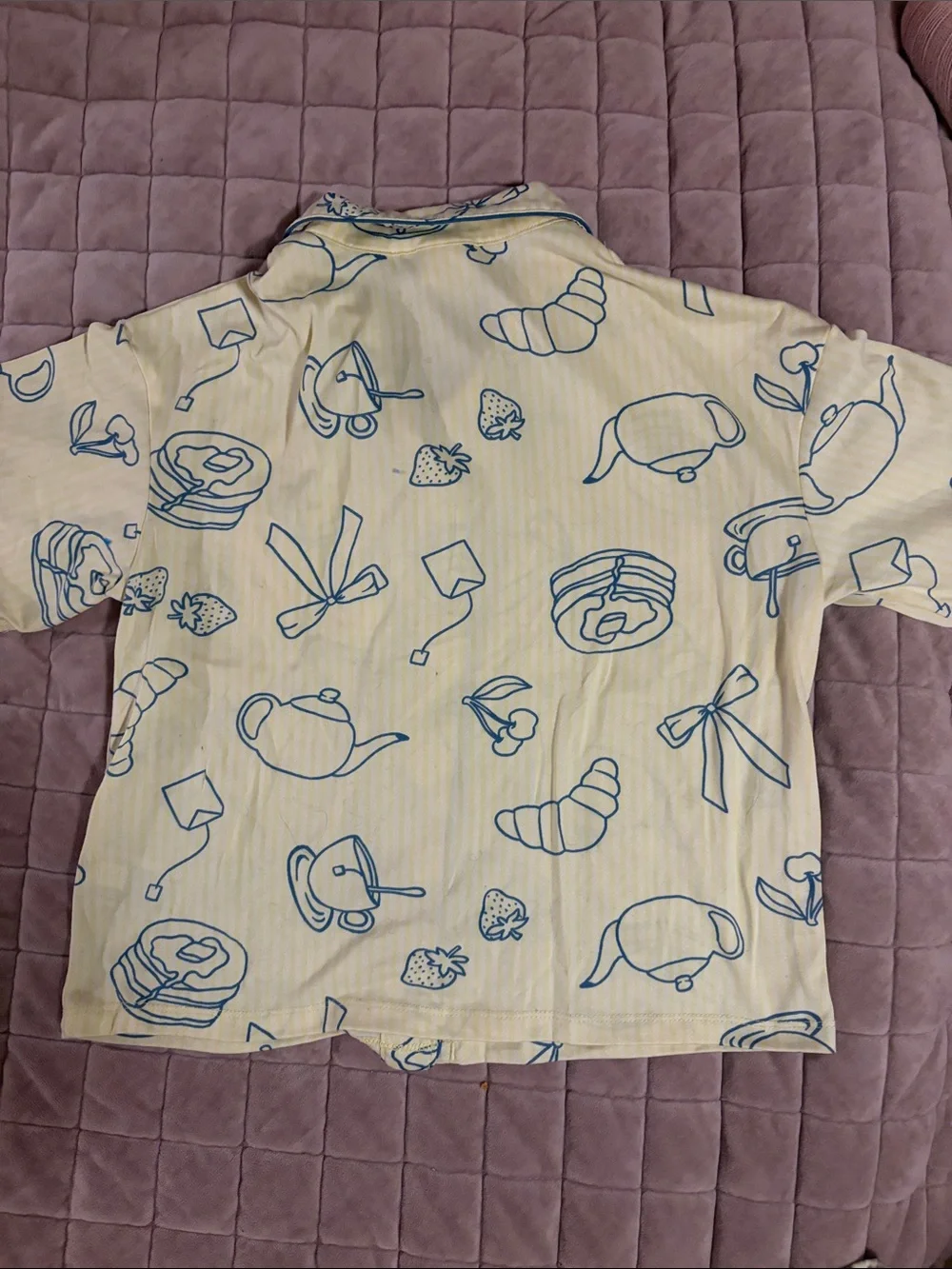 art class soft yellow